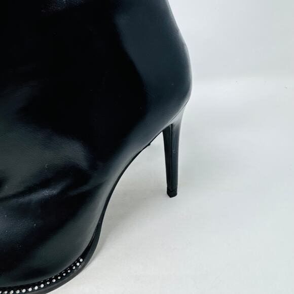 Zara Black Pointed Toe Ankle Boots 39 High Heel Zip Up Stud Trim Sleek Edgy - Picture 3 of 11